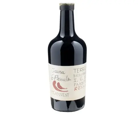 Vite ad Ovest Ciauru J Passula IGP Terre Siciliane Passito Rosso Marsala 16%